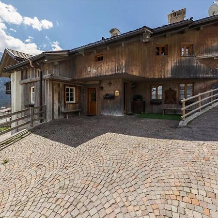 Ciasa Sommavilla Calendula Vigo di Fassa Buitenkant foto